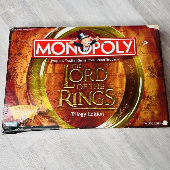 Monopoly The Lord Of The Rings Trilogy Edition Board Game - Picture 1 of 6